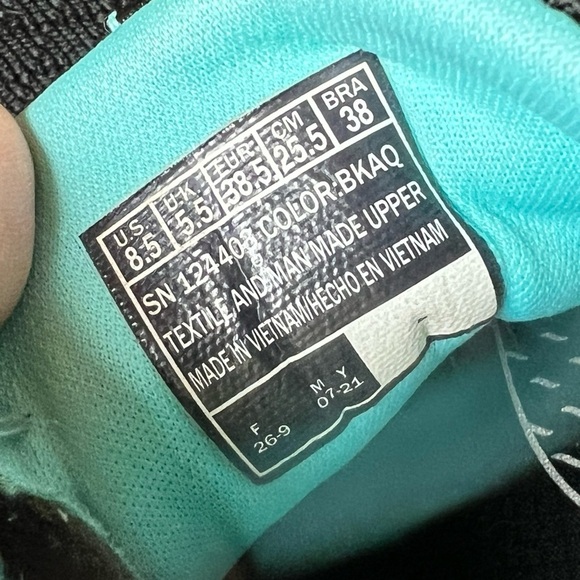 Skechers Women's Go Walk Arch Fit Unify Sneaker - Size 8.5 - Picture 6 of 7